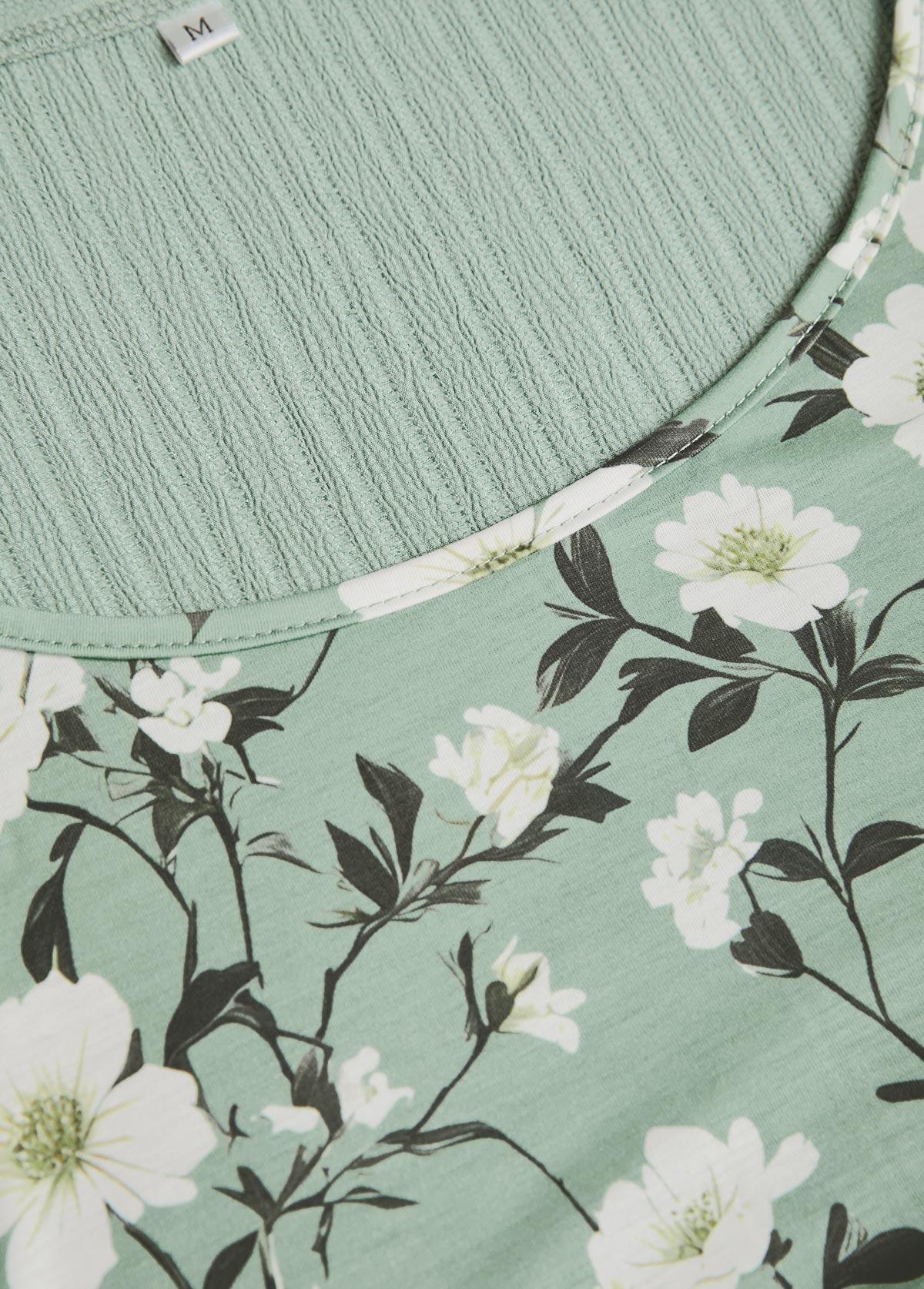 Nikoa | Graceful Floral Dress