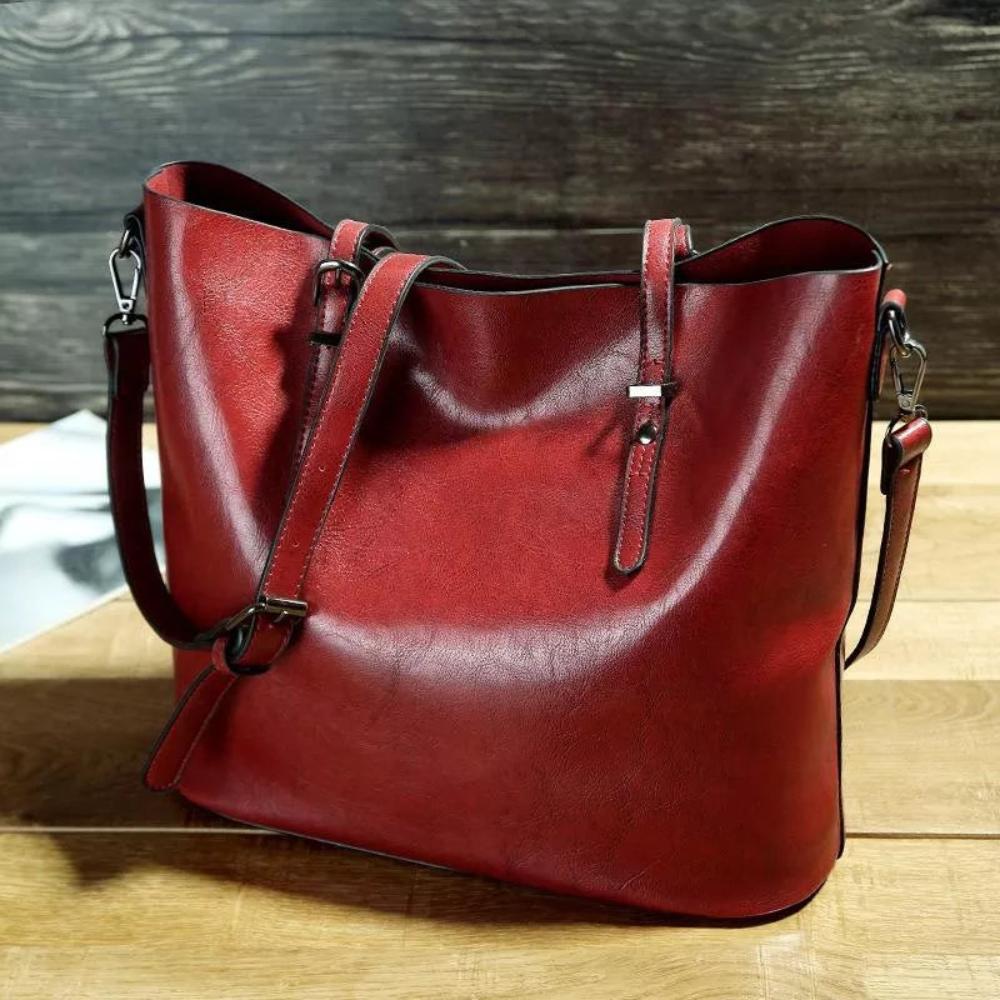 Liora Castelli | Nicole’s Vintage Shoulder Handbag