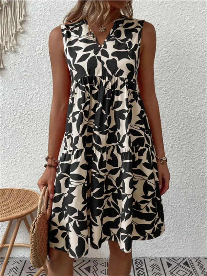 Cheryl | Elegant dress with V-neckline