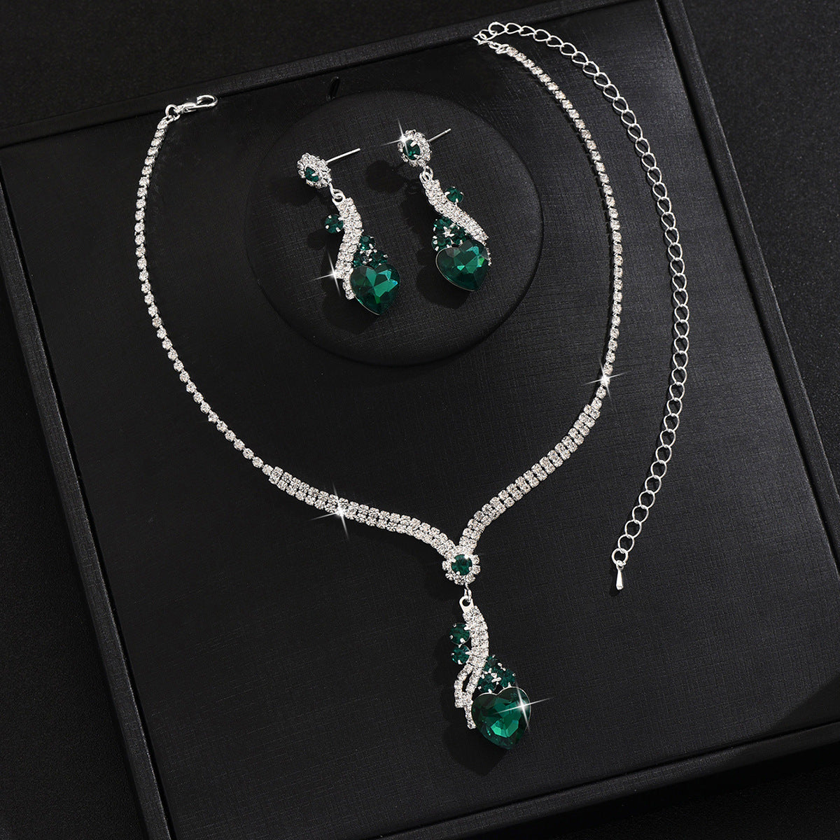 Nyla | Rhinestone Necklace Earrings Set