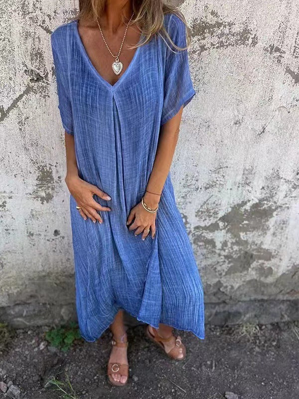 Teawara | Comfortable dress with V-neckline