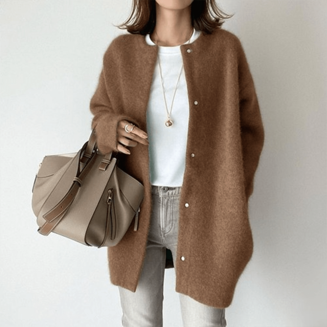 Lynda | Elegant Wool Cardigan