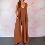 Wendy | Comfortable jumpsuit with V-neck and wide legs