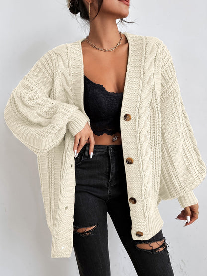 Saanvi | Oversized Chunky Cable Knit Cardigan