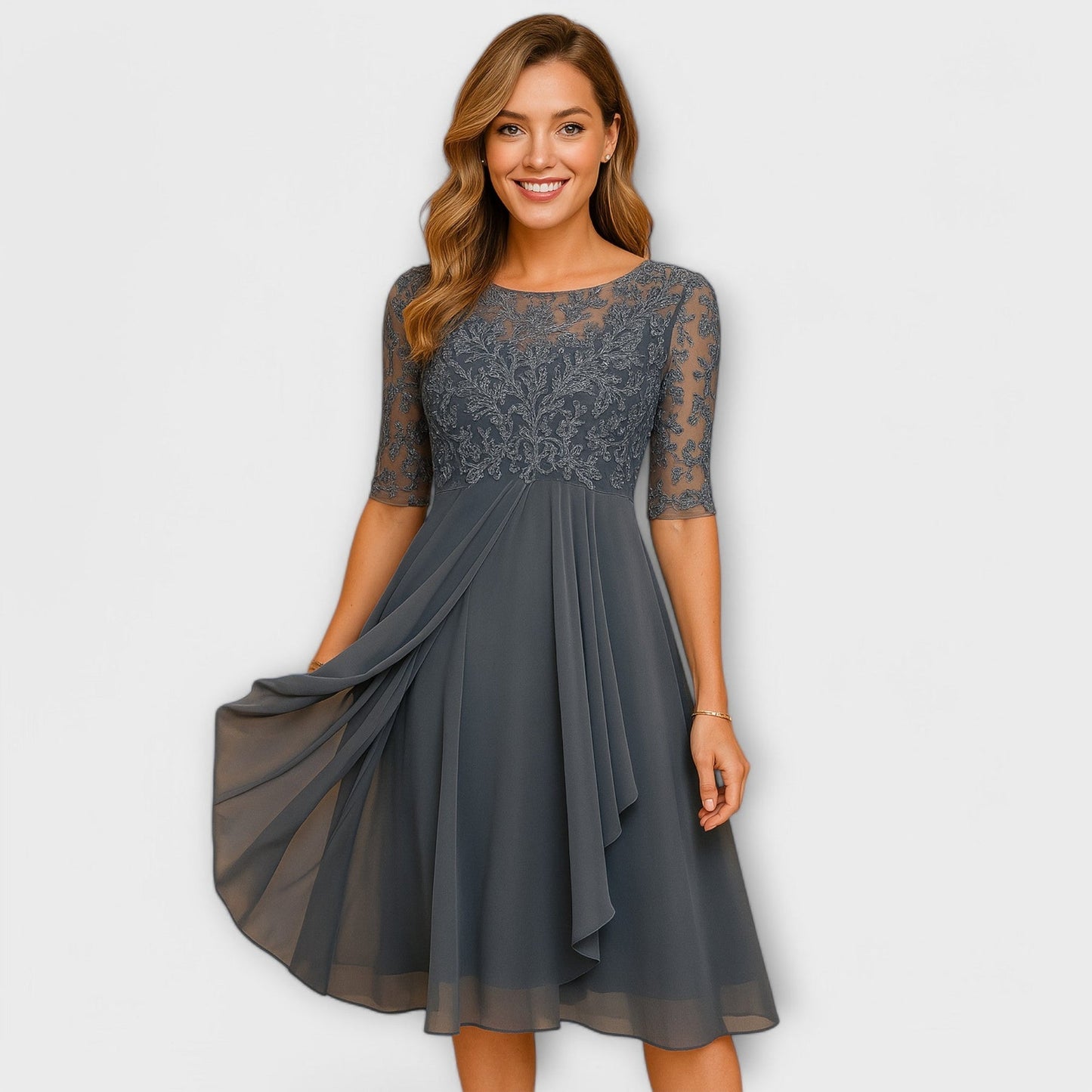 Ngarilou | Midi Dress With Lace Sleeve