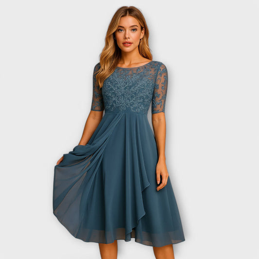 Ngarilou | Midi Dress With Lace Sleeve