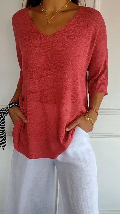 Rivah | Timeless V-Neck Top