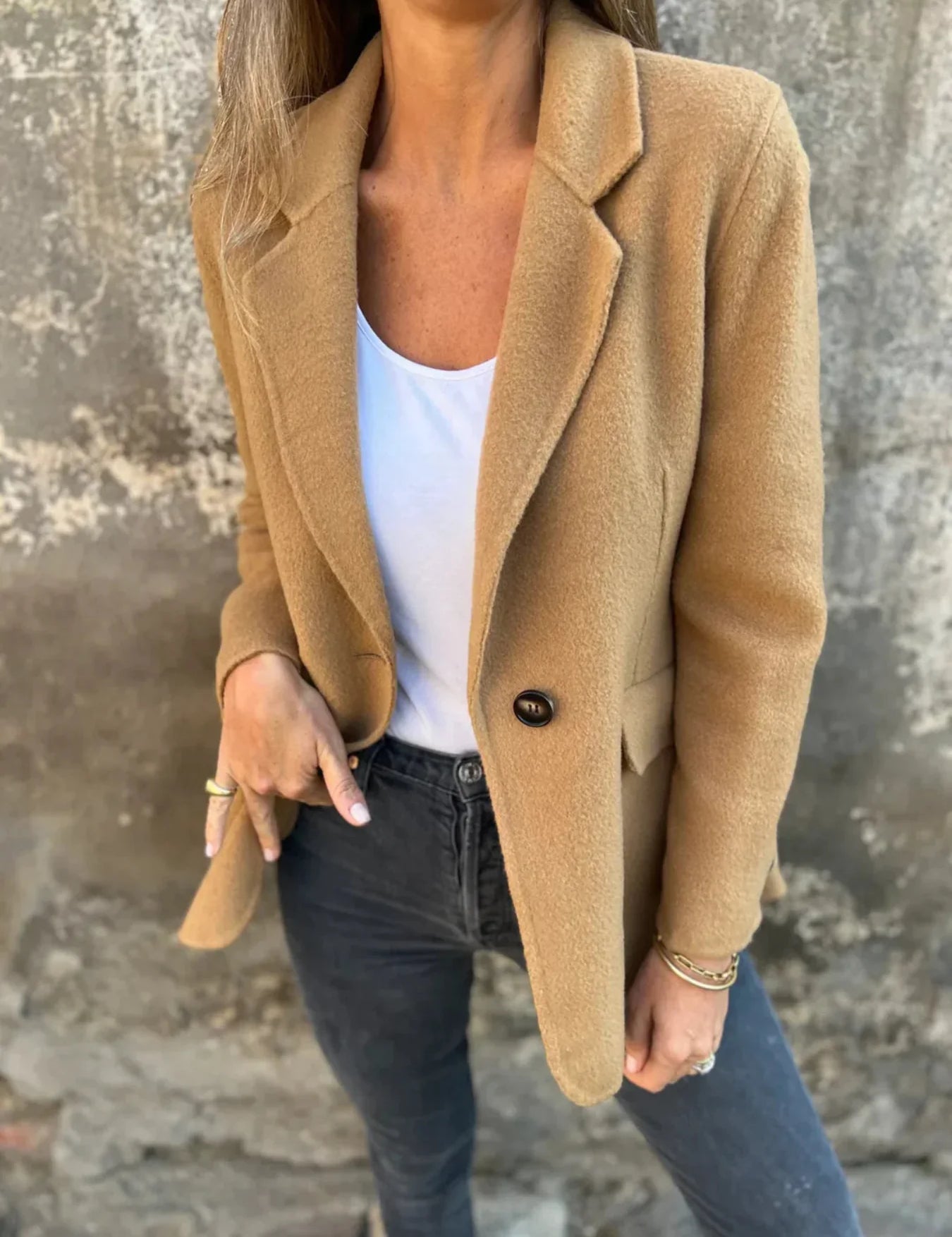 Waiara | Elegant Warm Jacket