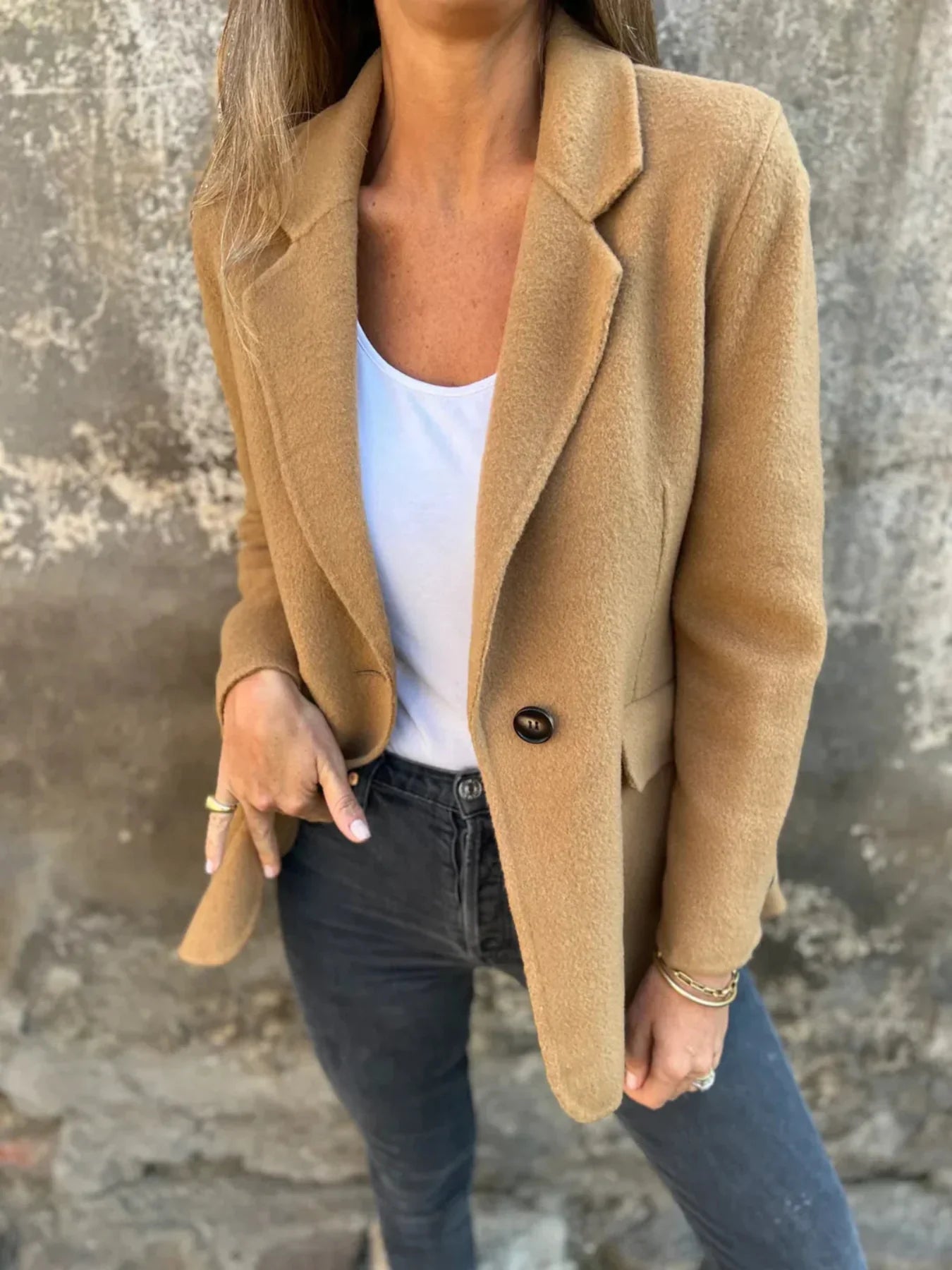 Waiara | Elegant Warm Jacket