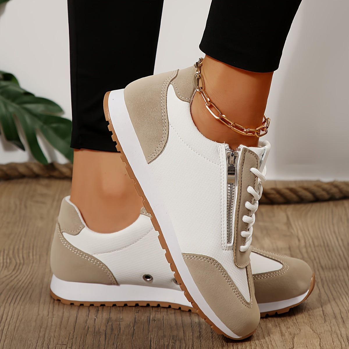 Tureia | Sturdy and Elegant Orthopedic Women's Shoe