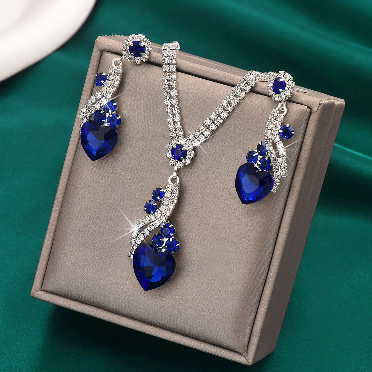 Nyla | Rhinestone Necklace Earrings Set