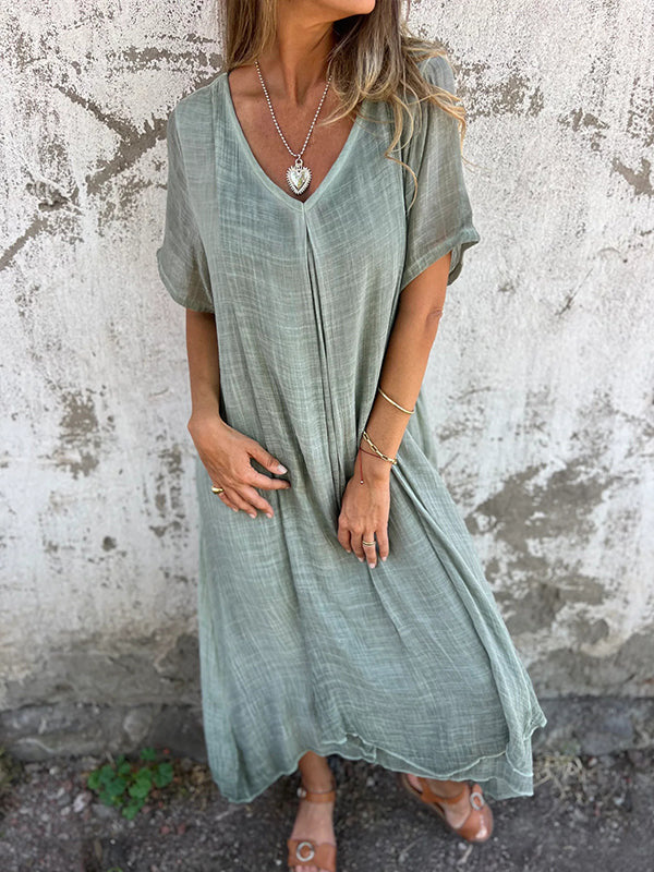 Teawara | Comfortable dress with V-neckline
