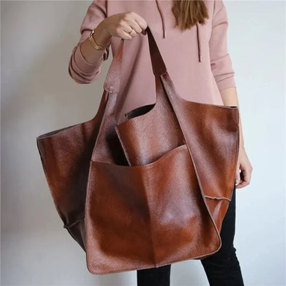 Liora Castelli | Laura’s Timeless Allure Vintage Bag