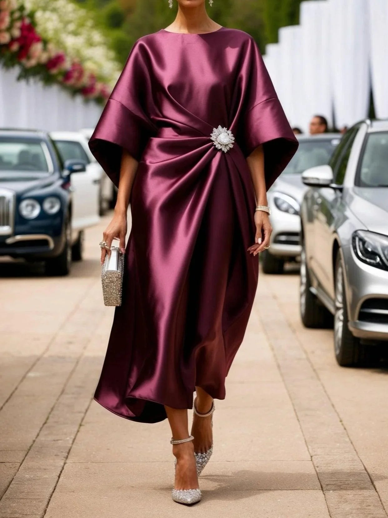 Lucy | Long Dress in Luxurious Sparkling Satin