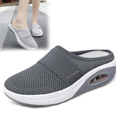 Relievo Slip-On Sandals