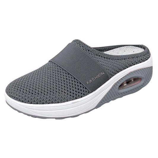 Relievo Slip-On Sandals