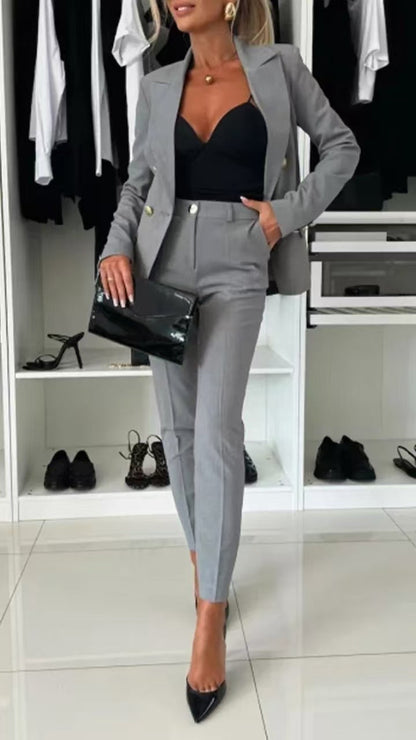 Tilly | Slim Fit Anzug – Chic & Modern