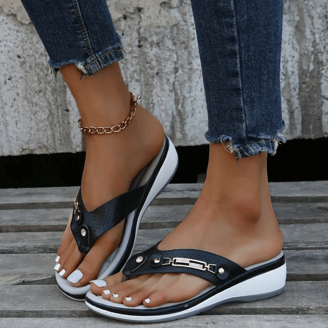 gianna-classy-comfortable-slippers-sandals-clearance-358952.png