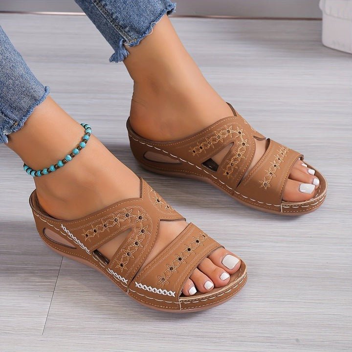 rosie-orthopedic-sandals-747448.jpg