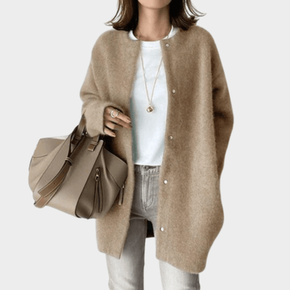 Lynda | Elegant Wool Cardigan